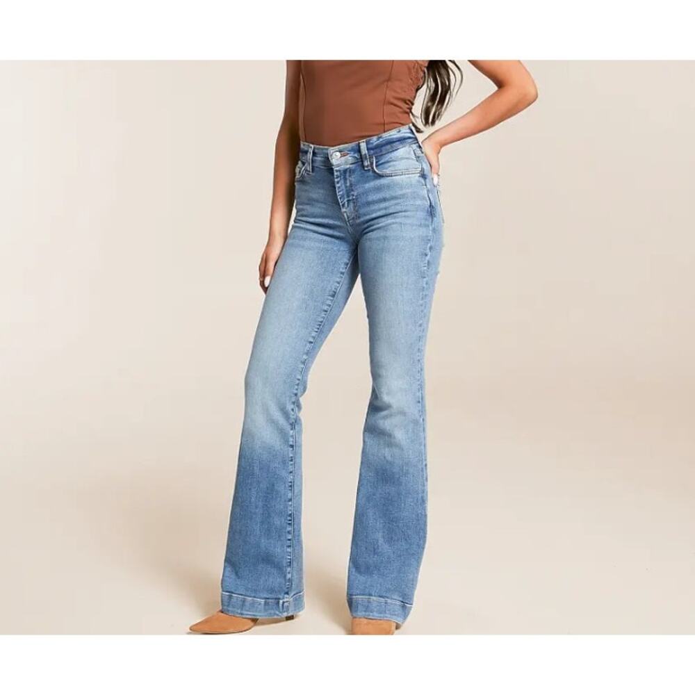 7 for All Mankind Women's Tailorless Dojo Flare Leg Jeans, Size 28